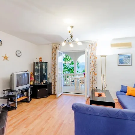 Apartament Family Friendly With A Swimming Pool Mastrinka, Ciovo - 22372 Trogir