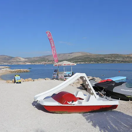 Family Friendly With A Swimming Pool Mastrinka, Ciovo - 22372 Apartament Trogir
