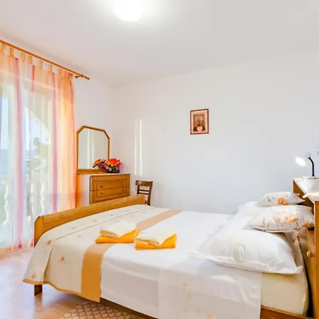 Family Friendly With A Swimming Pool Mastrinka, Ciovo - 22372