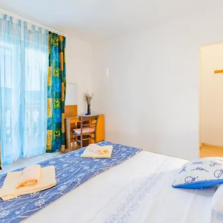 Family Friendly With A Swimming Pool Mastrinka, Ciovo - 22372 Apartament Trogir